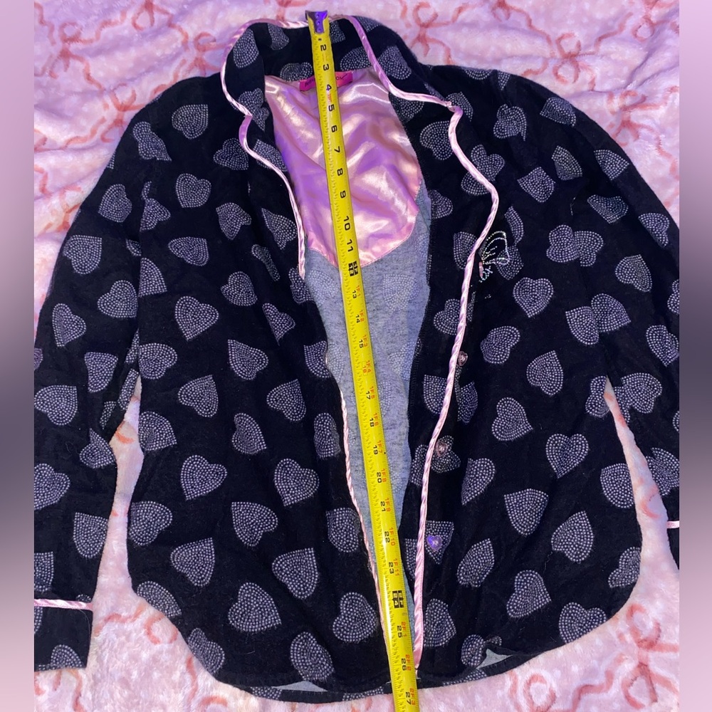Betsy Johnson Intimates Heart pjs size small in black & pink!🖤💗 - Picture 4 of 12